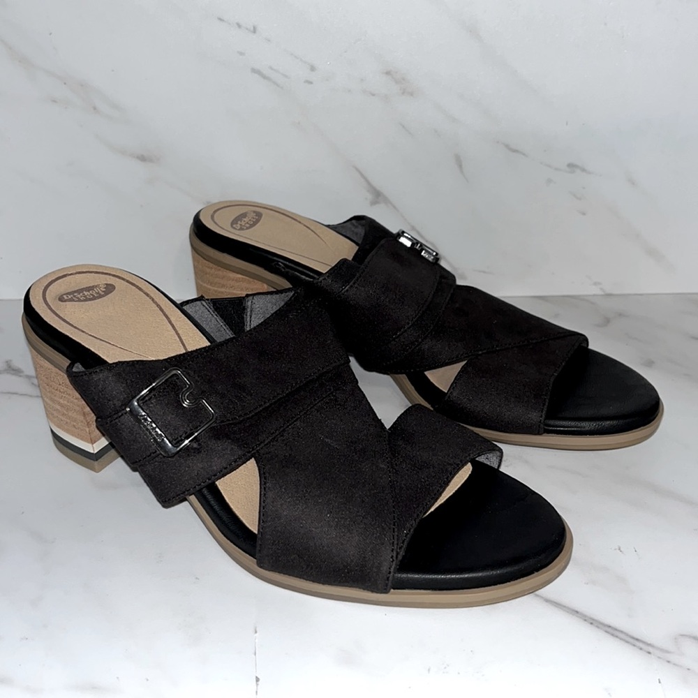 NEW Dr scholls buckle black strappy heeled sandal sz 7.5